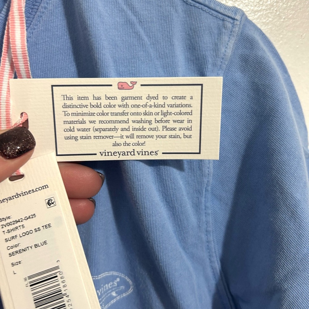 NWT Women’s‎ Vineyard Vines Drift Dye Surf Logo Short Sleeve, large - Picture 7 of 7